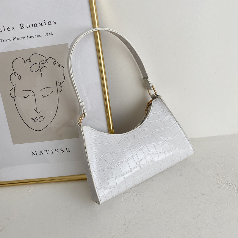 DANIELA | BAGUETTE SHOULDER BAG
