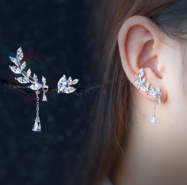 SERAPHINA | ASYMMETRIC SILVER LEAF EARRINGS