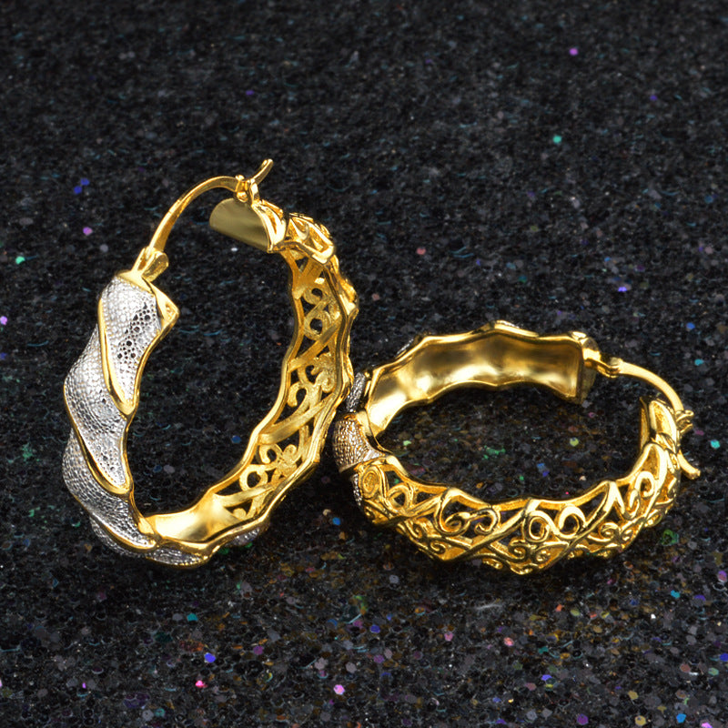 CELESTE | HOLLOW STUD EARRINGS