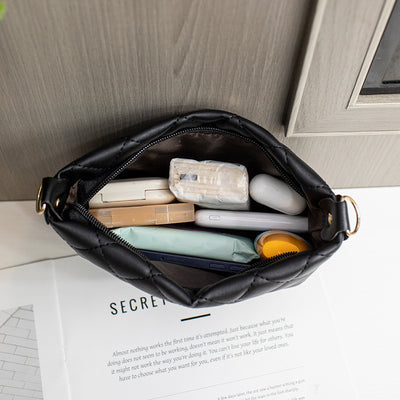 MILA | QUILTED BUCKET CROSSBODY BAG