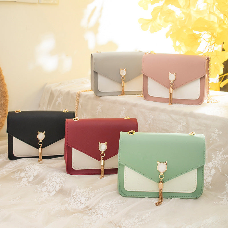 LUNA | CAT TASSEL SQUARE MESSENGER BAG