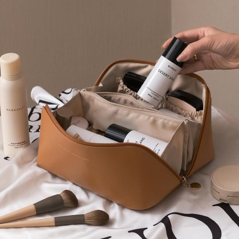 CLOUDÉ | DOUBLE-LAYER TRAVEL COSMETIC BAG