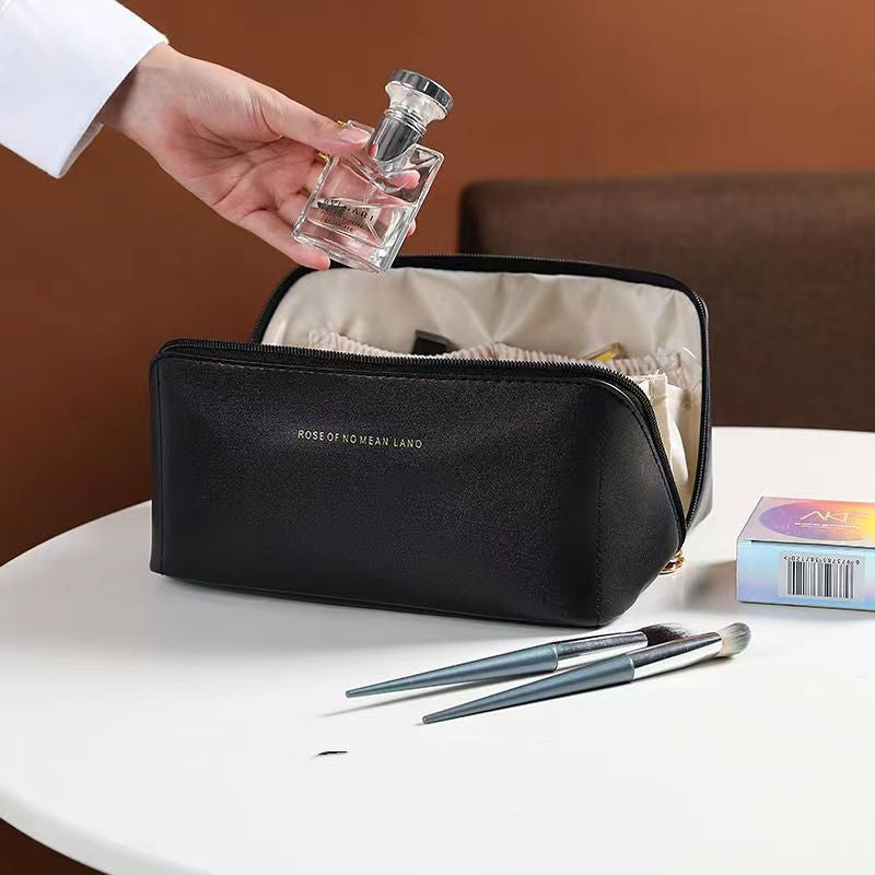 CLOUDÉ | DOUBLE-LAYER TRAVEL COSMETIC BAG
