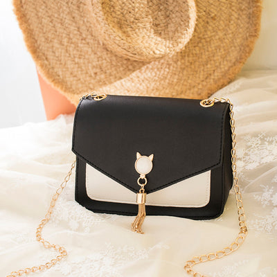 LUNA | CAT TASSEL SQUARE MESSENGER BAG