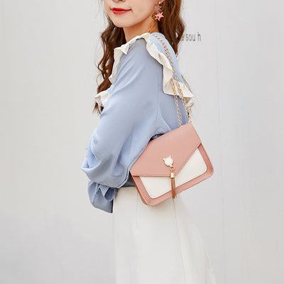 LUNA | CAT TASSEL SQUARE MESSENGER BAG