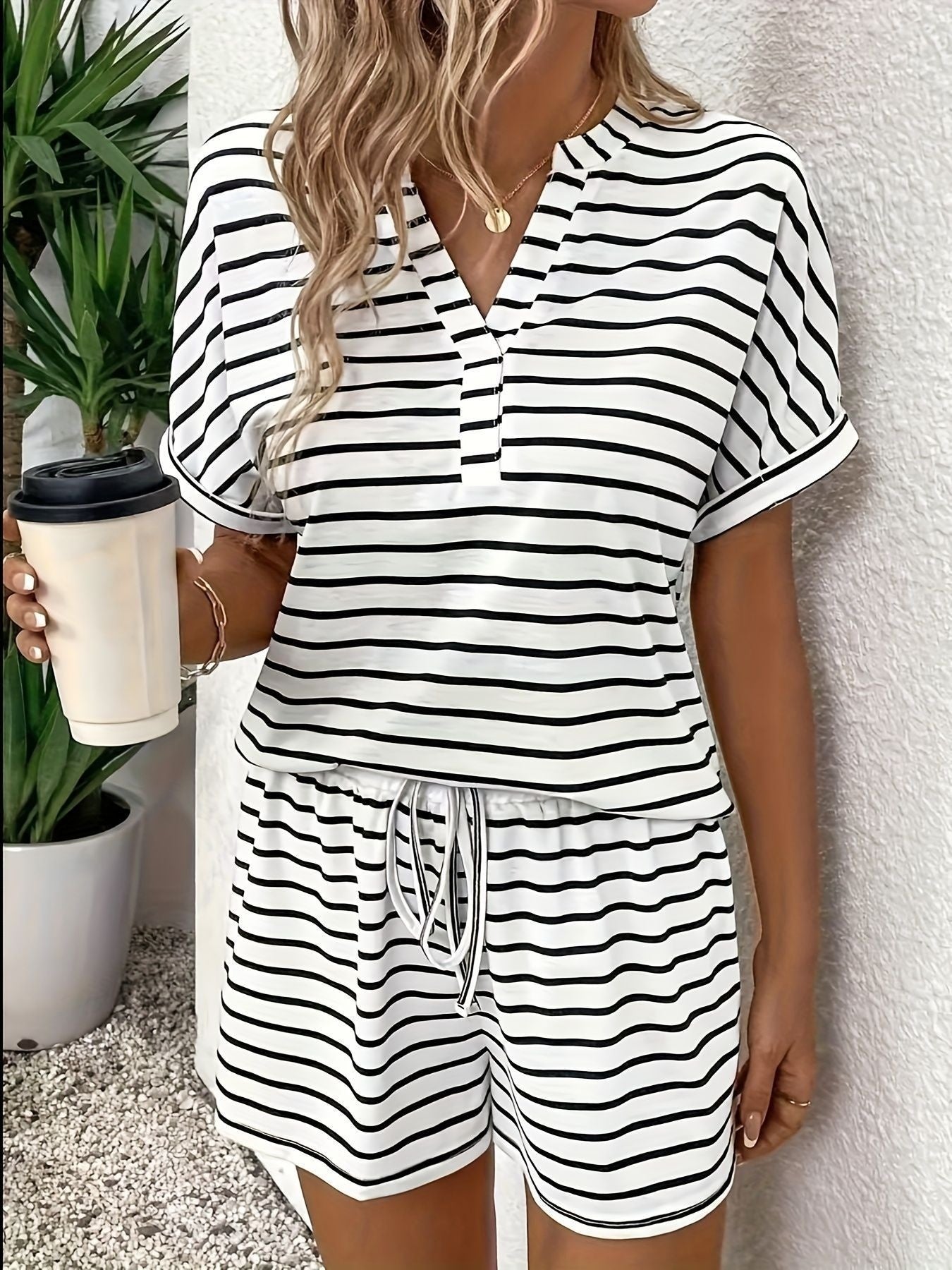 TESSA | STRIPED TOP & SHORTS SET